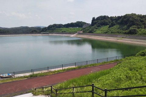 芳那の水晶湖