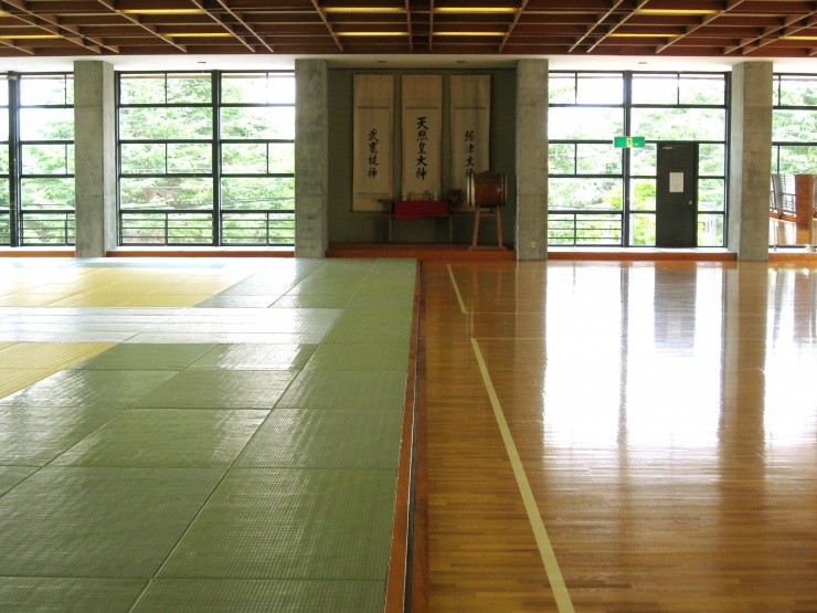米沢市営武道館