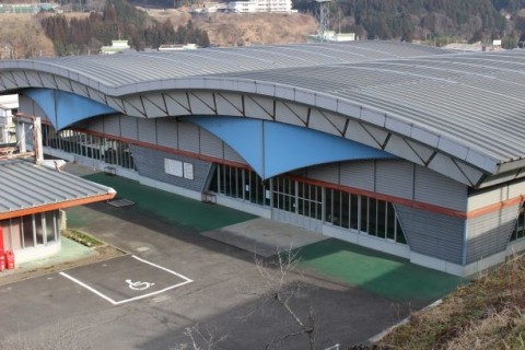 屋内ゲートボール場「すぱーく久万」