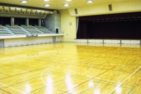 米沢市営体育館