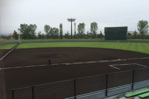 米沢市営野球場（皆川球場）