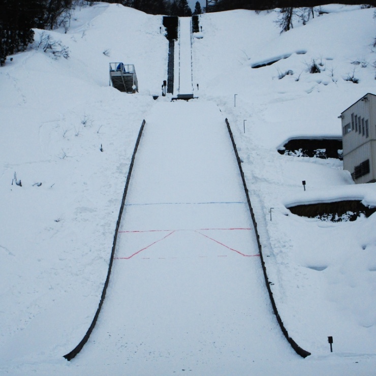 御成山公園ジャンプ場