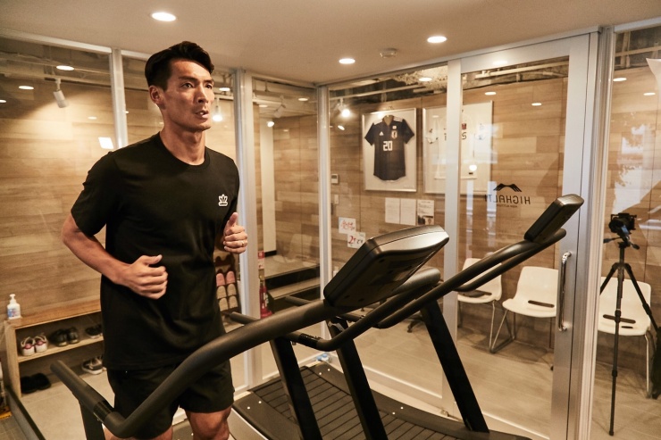 浦和レッドダイヤモンズ槙野選手もハイアルチを利用しています。