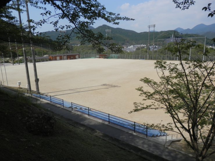 宇和運動公園多目的グラウンド