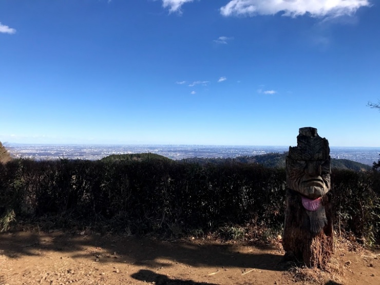 小仏城山から都心を一望