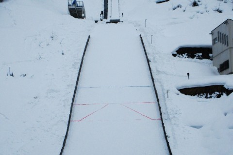 御成山公園ジャンプ場