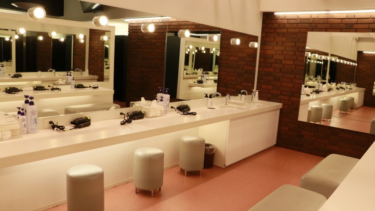 店内パウダールーム