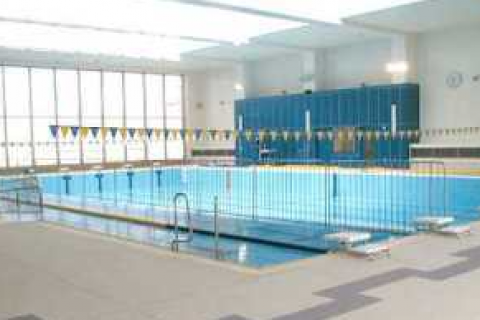 平野屋内プール