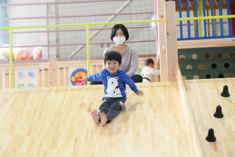 予約で確実に!【早朝開場 7/24（土）】親子運動あそび教室 in プレイゾーン