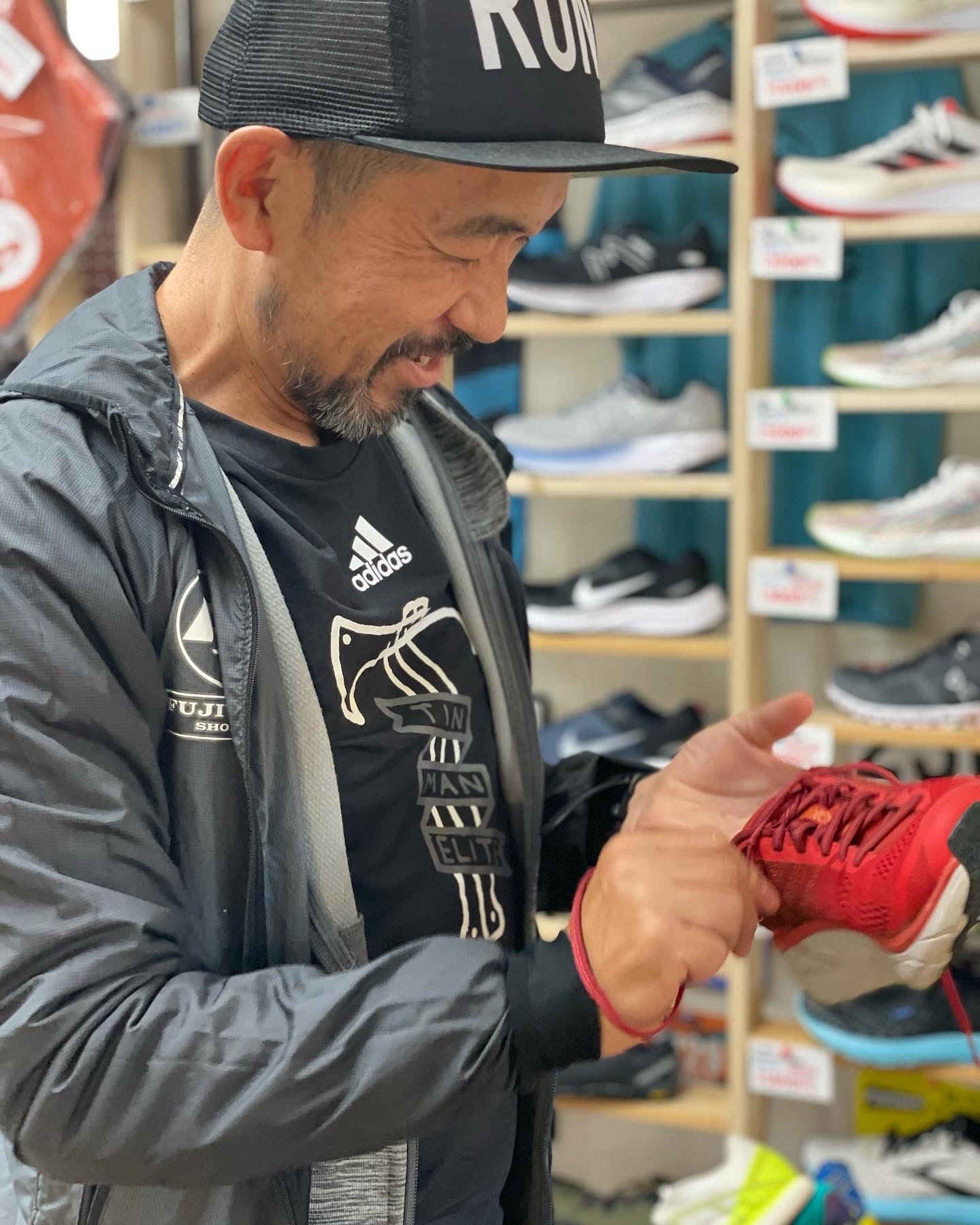 ランニングシューズを賢く選ぼう シューズアドバイザー 藤原のお買いものツアーin 平塚 E Moshicom イー モシコム