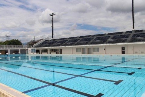 福島市中央市民プール