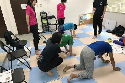 1.ランナーのためのフットコンディション2.スクワット、ドリル講習　他