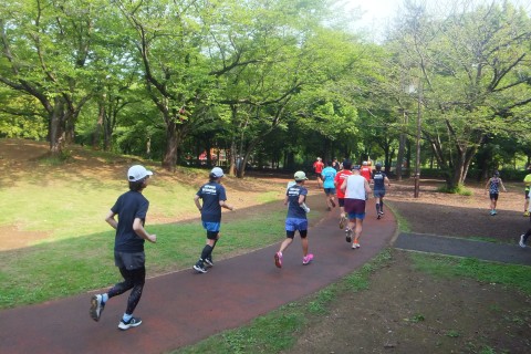 真夏のインターバル走1ｋｍ×15本+流し100Ｍ×10本