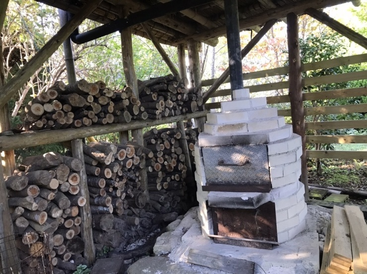 本格ピザの焼き窯（無料で使えます）