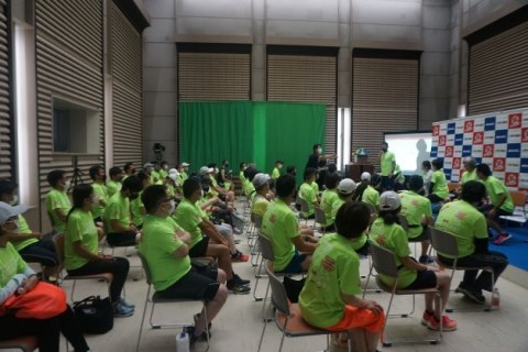 新潟シティマラソン2023　サトウ食品 餅は走るチカラランニングクラブ