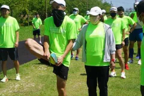 新潟シティマラソン2023　サトウ食品 餅は走るチカラランニングクラブ