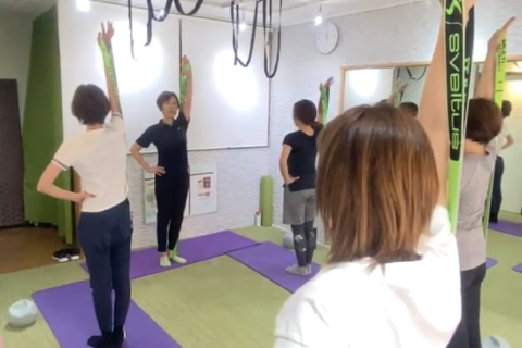 明石駅徒歩7分　明石のピラティススタジオPilatesPlus開催！エラスティバンドピラティス