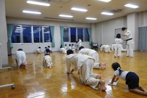 特定非営利活動法人 呈峰會館　岡崎六名教室【体験無料】