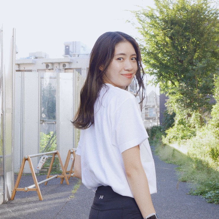 ヨガインストラクターMiku