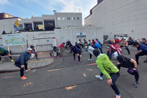 「目指せサブ４」金哲彦ランニング教室