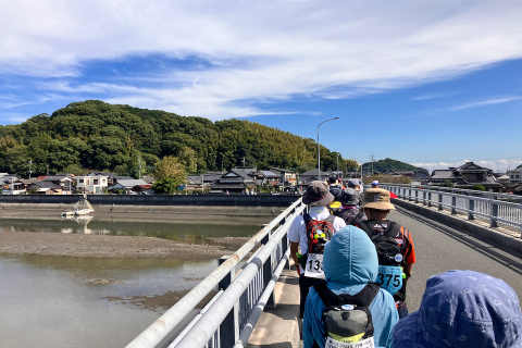 報告会：投げ銭　行橋ー別府100kmウォーク（マンサンダルで完歩）＆ 24時間裸足競走 （大濠公園）