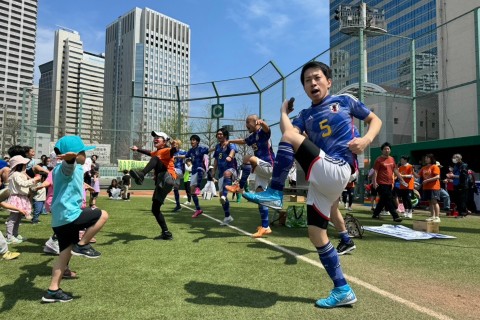 3/22(土)ものまねブルーランニング&サッカーフットサル教室@代々木公園　サッカー日本代表ものまね