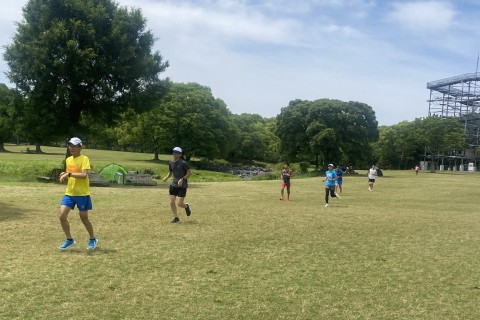 芝生400mインターバル走練習会【吹田市千里万博公園】
