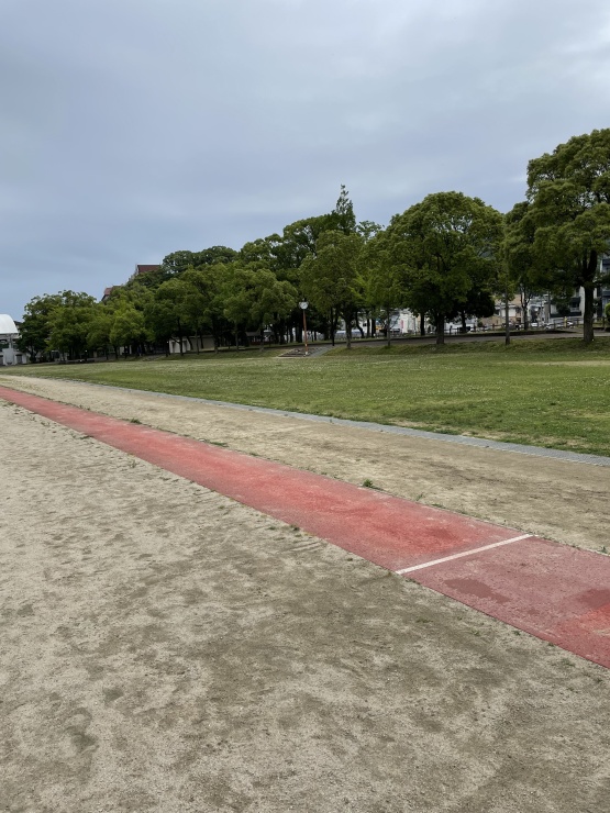 長崎市　松山陸上競技場