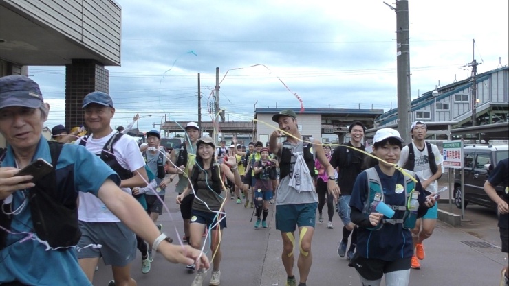 スタート・ゴールはJR越後滝谷駅前広場