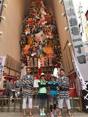 運が良ければ「舁き手」と写真が撮れるかも！