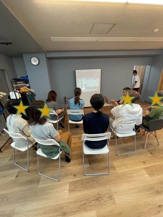 女性も多く参加します