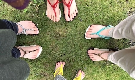 ワラーチを履く人