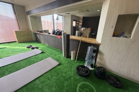 走るのが楽しくなる体の使い方。インストラクターに学ぶストレッチポールの基本