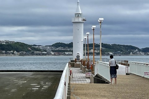 ゆっくりウォーク　江の島YR 　江の島白灯台と江の島古道