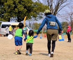 子供と一緒に走るのもよし!