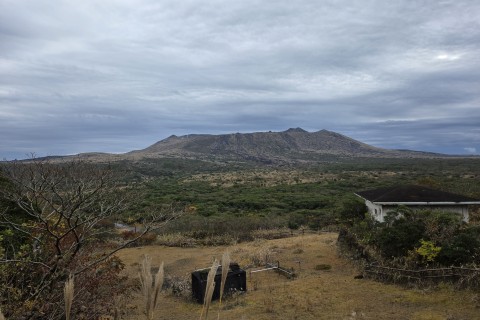 中級者向け　伊豆大島ラン　約20　25キロ　キロ約7～8分　3200円