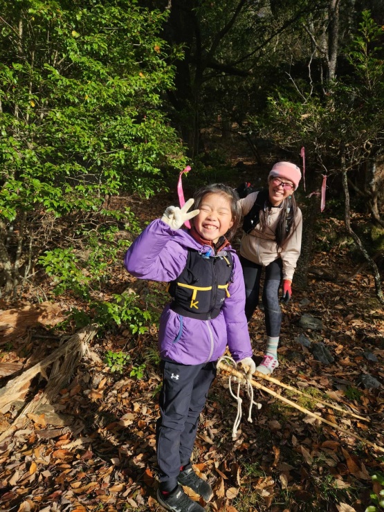 小学生と保護者様とのトレッキング