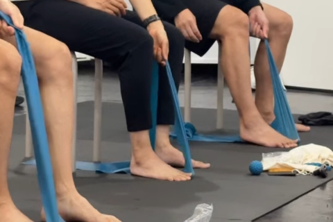 「歩く」をテーマに膝・腰の痛みの原因を知る！フットヘルスケアワークショップ