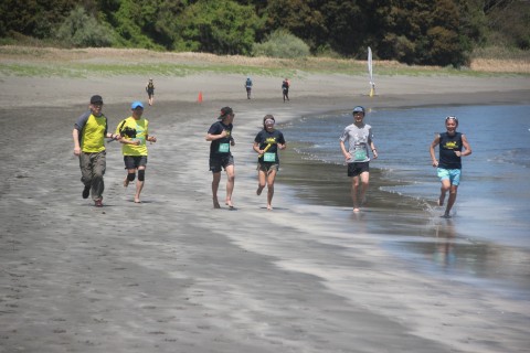 阿南淡島ビーチ　リレーマラソン