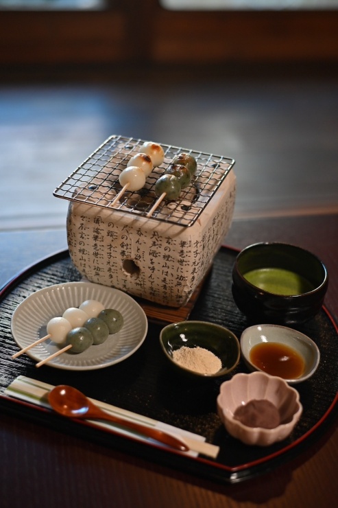 こちらもご賞味頂けます?