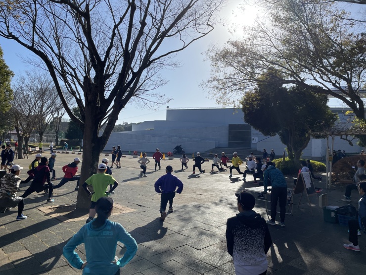 岩名玄関前広場