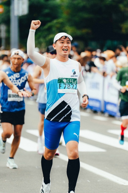 青山コーチ北海道マラソン出場