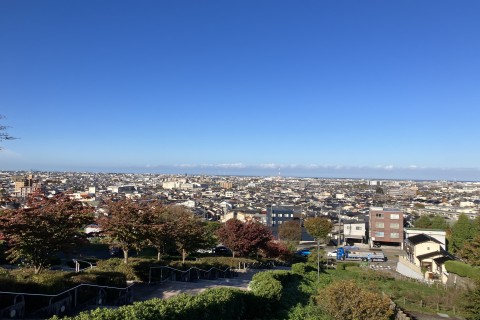 【トレラン下りの新常識】胸椎で衝撃を逃がし、膝をサスペンションに。180分Mクリニック