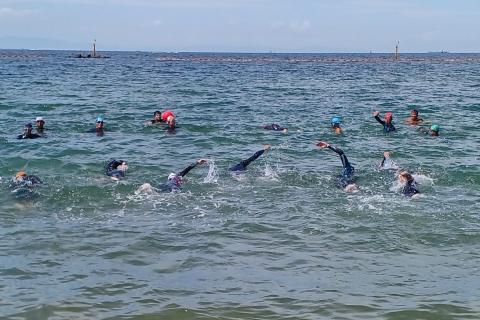 大阪市 元トップスイマーと一緒に泳ぐ☆トライアスロンに向けてプールでステップアップ練習会！