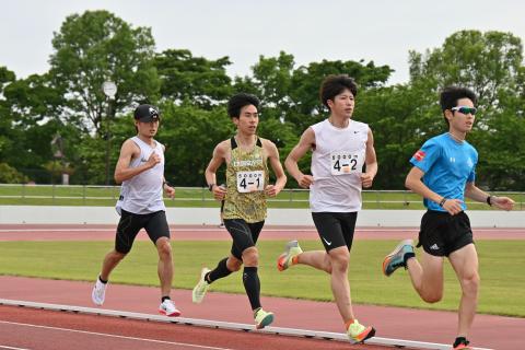 【会場貸切・ペーサー付き】マラソンの走力別トラックレース