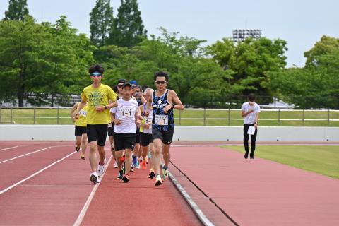 【会場貸切・ペーサー付き】マラソンの走力別トラックレース
