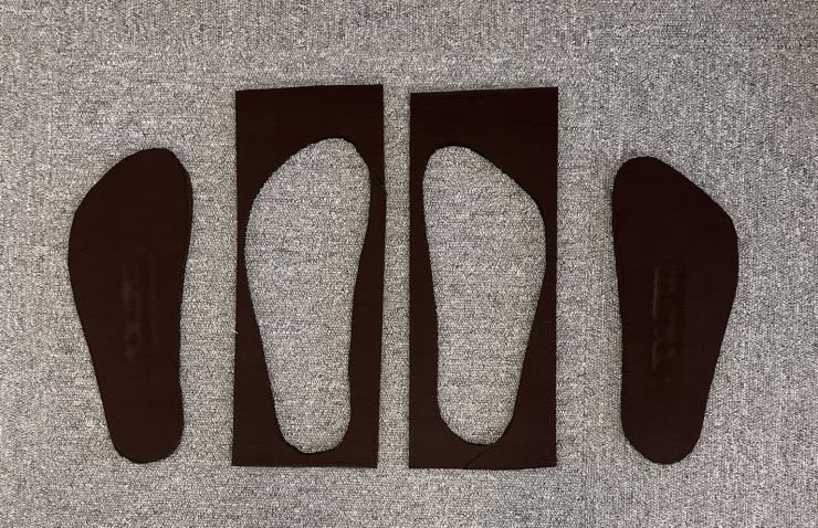 足型に切り抜いたソール-2