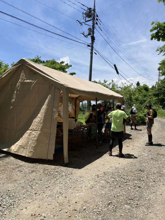 2025年大会のエイドの様子