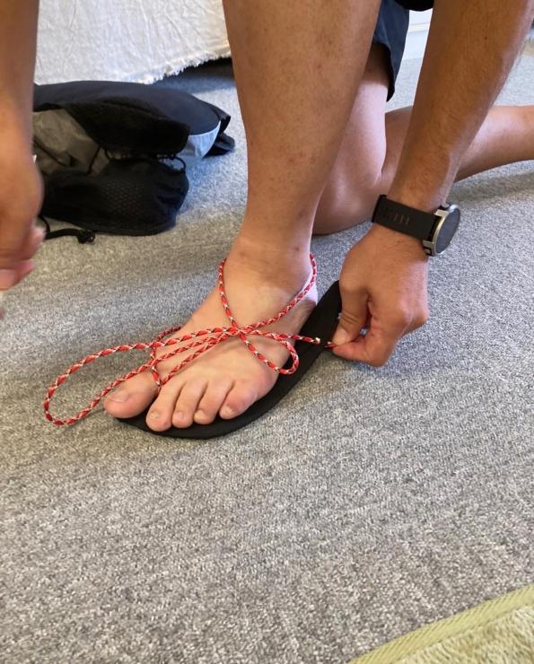 紐通し