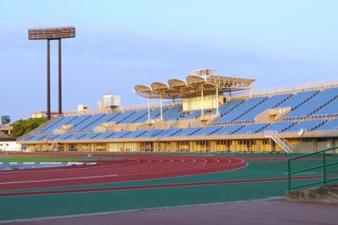 第5回武庫川夕焼けリレーマラソン　ヤンマーフィールド長居400メートルトラックリレー